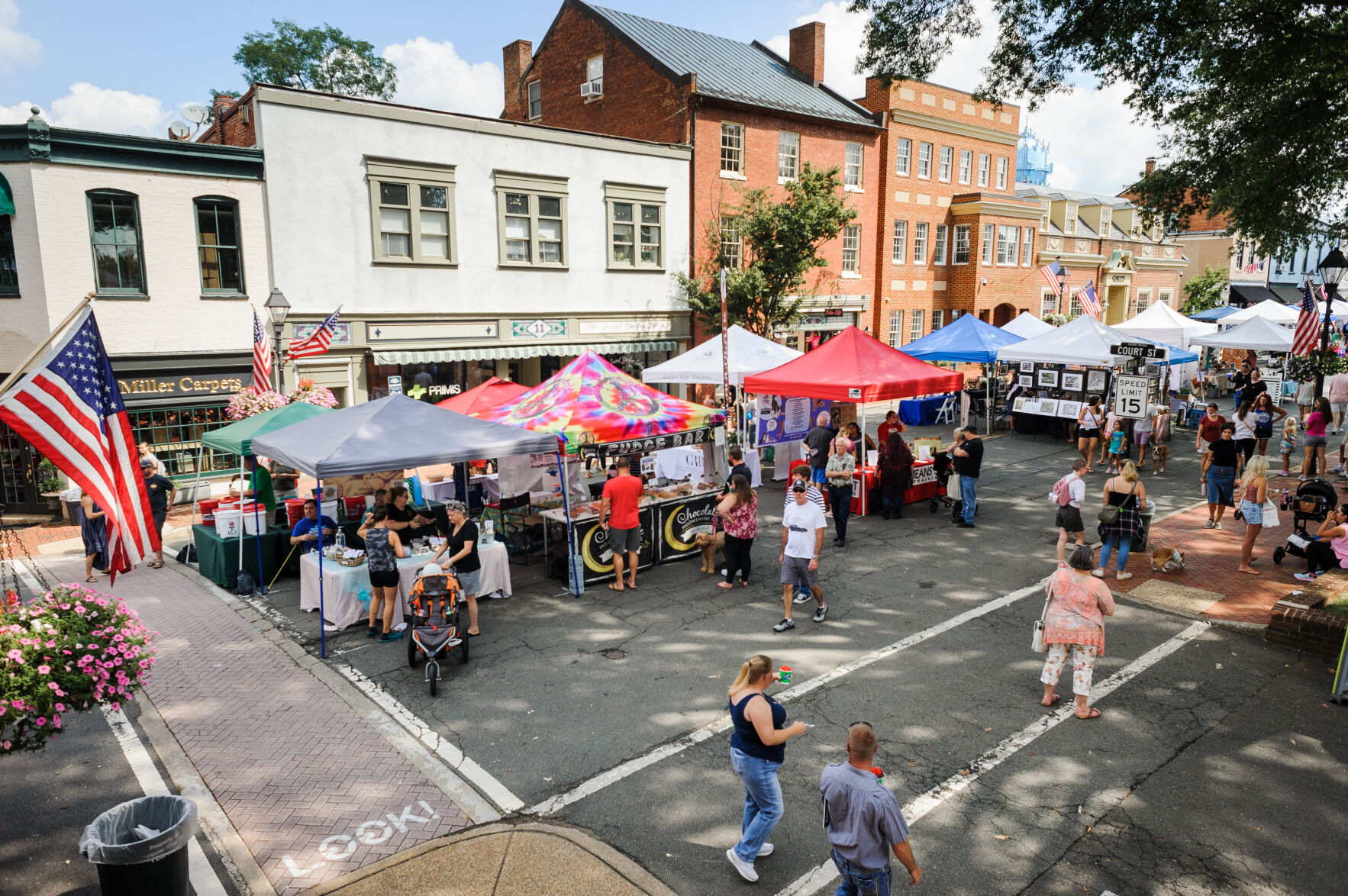 photo_ft_news_warrenton spring into fall festival-8_20210918.jpg
